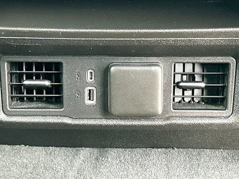 Used 2023 Chevrolet Silverado 1500 LT w/ Protection Package AWD/4WD image 19