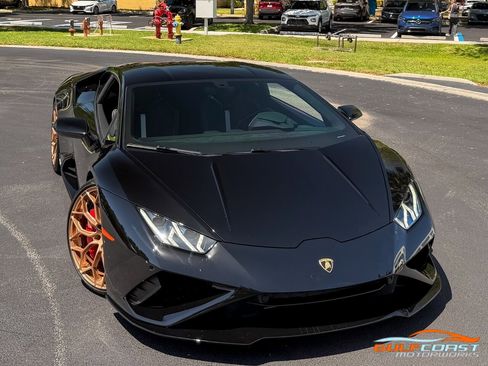 Used 2022 Lamborghini Huracan EVO RWD image 65