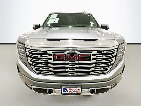 Used 2026 GMC Sierra 1500 Denali RWD image 2