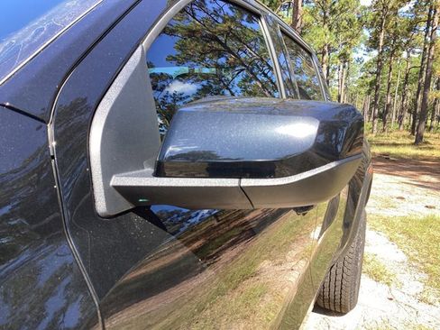 New 2025 GMC Canyon Elevation w/ Convenience Package image 11