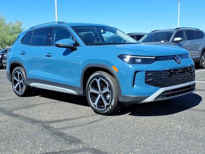 New 2026 Volkswagen Tiguan SE