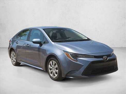 Used 2024 Toyota Corolla LE FWD image 3