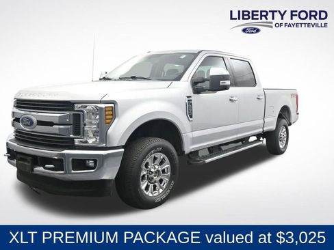 Used 2018 Ford F250 XLT w/ XLT Premium Package image 1