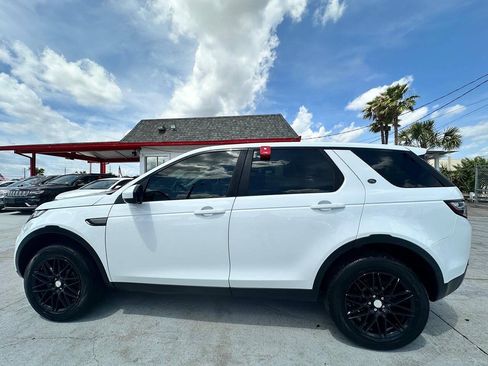 Used 2019 Land Rover Discovery Sport SE AWD/4WD image 8