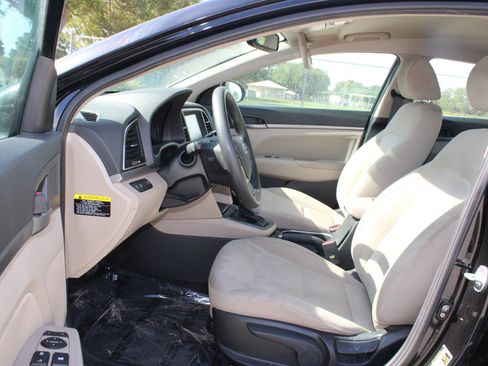 Used 2018 Hyundai Elantra SEL FWD image 10