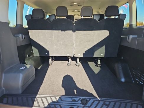 Used 2023 Ford Transit 350 XLT image 22