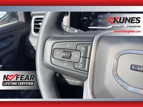 Used 2023 GMC Yukon XL Denali AWD/4WD image 31