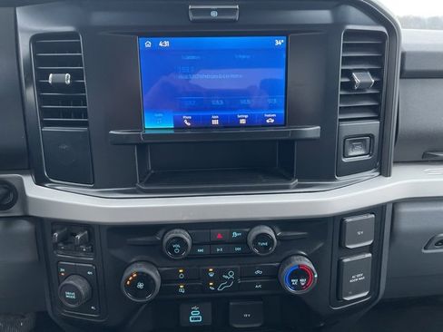 Used 2025 Ford F250 XLT image 5