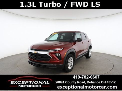 Used 2025 Chevrolet TrailBlazer LS w/ LS Convenience Package image 1