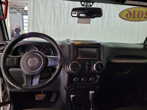 Used 2016 Jeep Wrangler Unlimited Sport w/ Quick Order Package 24S image 4