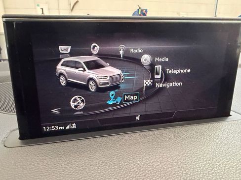 Used 2019 Audi Q7 3.0T Prestige w/ Prestige Package image 19