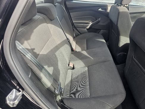Used 2016 Ford Focus SE w/ Reverse Sensing Package image 37