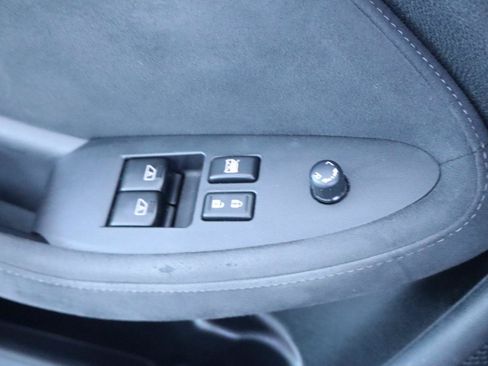 Used 2014 Nissan 370Z Touring RWD image 26