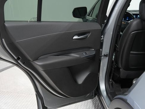 Used 2025 Cadillac XT4 Premium Luxury image 20