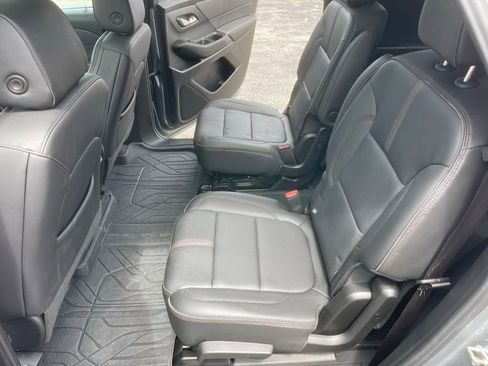 Used 2023 Chevrolet Traverse RS w/ LPO, Floor Liner Package AWD/4WD image 23