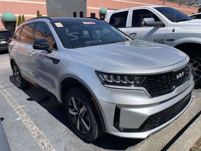 Used 2022 Kia Sorento S w/ Panoramic Sunroof Package