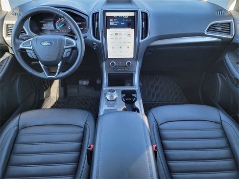 Certified 2022 Ford Edge SEL w/ Convenience Package image 26