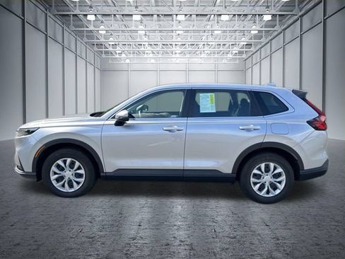 Used 2024 Honda CR-V LX image 2