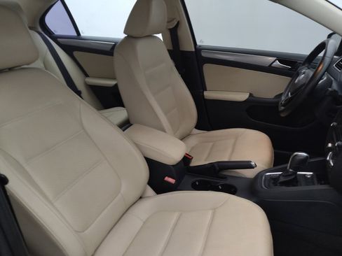 Used 2018 Volkswagen Jetta SE FWD image 21