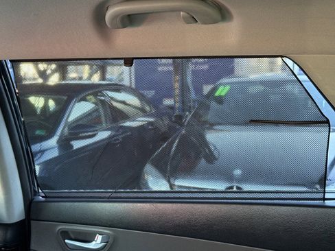 Used 2014 Hyundai Santa Fe GLS image 31