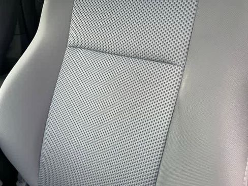 Used 2015 Toyota Tacoma 4x4 Access Cab V6 w/ TRD Off-Road Package image 7