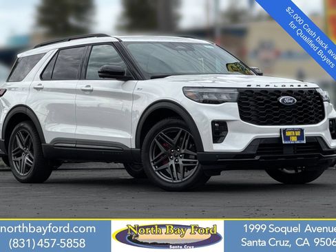 New 2026 Ford Explorer ST-Line w/ ST-Line Street Pack AWD/4WD image 1