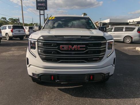 Used 2025 GMC Sierra 1500 AT4 w/ AT4 Premium Package image 2