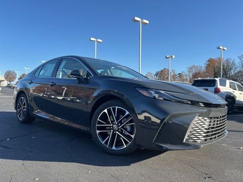 New 2026 Toyota Camry XLE image 3