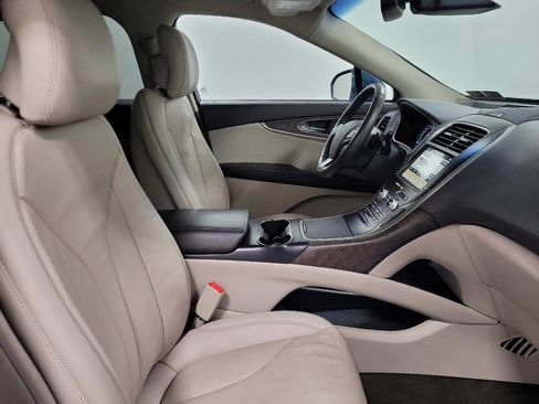Used 2018 Lincoln MKX Reserve w/ Lincoln MKX Climate Package image 21