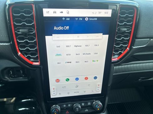 Used 2025 Ford Ranger Raptor AWD/4WD image 23