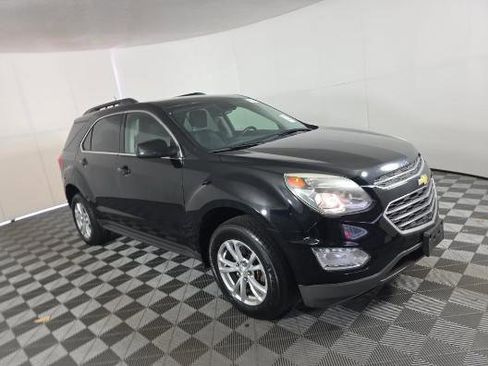 Used 2017 Chevrolet Equinox LT w/ Convenience Package image 3