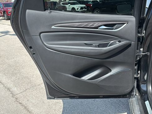 Used 2022 Buick Enclave Avenir image 14