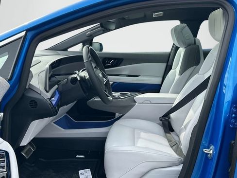 New 2026 Cadillac Optiq Luxury 1 image 10