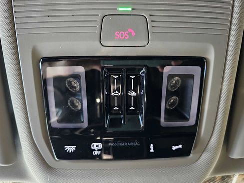 Used 2026 Volkswagen Atlas Peak Edition AWD/4WD image 33