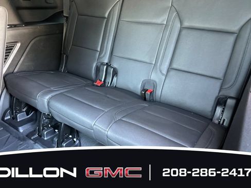 Used 2024 Chevrolet Tahoe Z71 w/ Z71 Off-Road Package AWD/4WD image 17