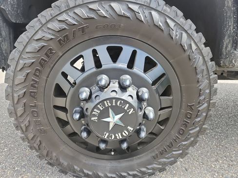 Used 2018 Ford F350 Limited AWD/4WD image 32