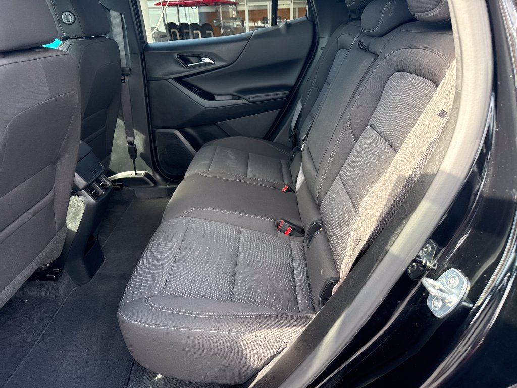 Used 2026 Chevrolet Equinox LT FWD image 27