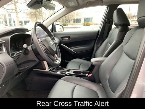 Used 2023 Toyota Corolla Cross XLE w/ Convenience Package image 15
