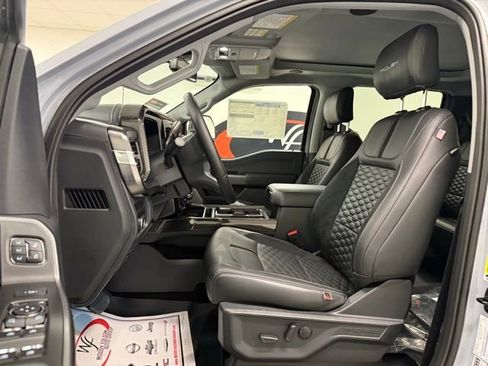 New 2026 Ford F250 Lariat w/ Black Appearance Package image 11