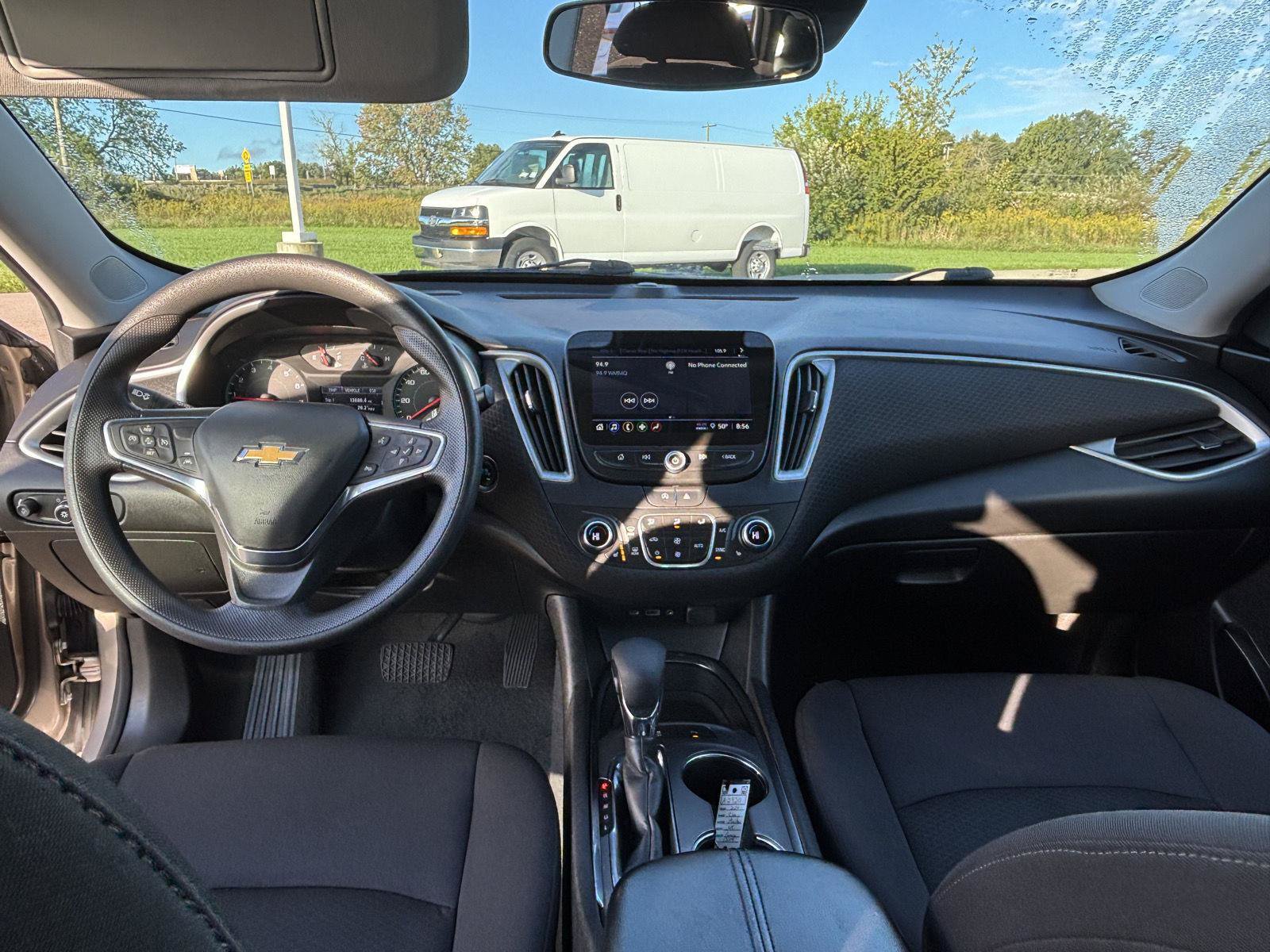 Used 2024 Chevrolet Malibu LT FWD image 18
