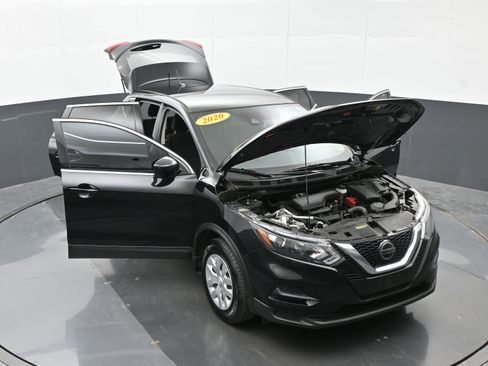 Used 2020 Nissan Rogue Sport S image 45