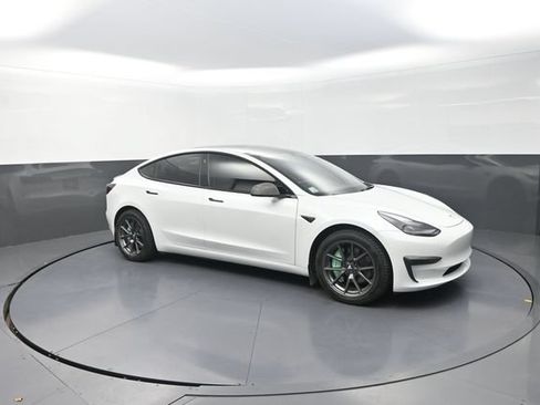 Used 2022 Tesla Model 3 Long Range AWD/4WD image 20