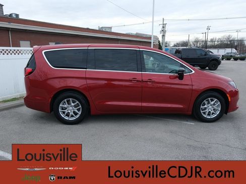 New 2026 Chrysler Voyager LX FWD image 2