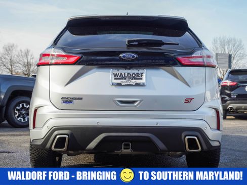 Used 2019 Ford Edge ST w/ Convenience Package image 5