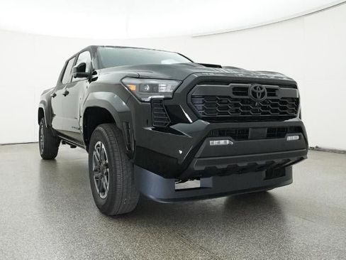 New 2025 Toyota Tacoma TRD Sport image 30