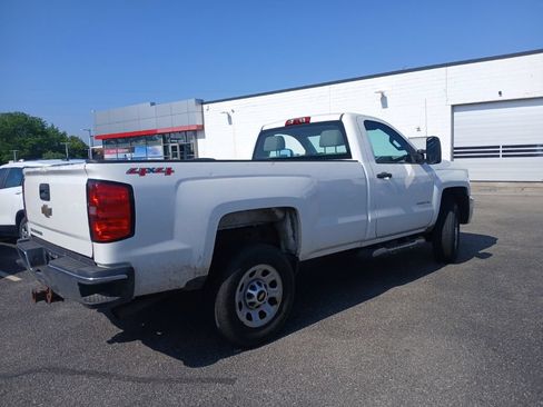 Used 2015 Chevrolet Silverado 2500 W/T AWD/4WD image 8