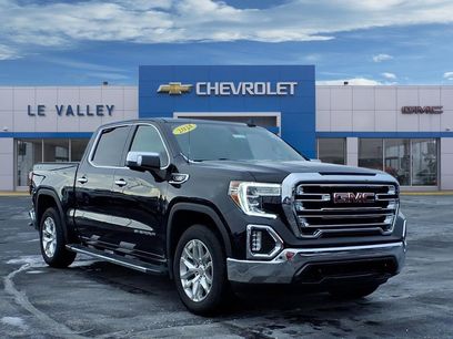 Used 2021 GMC Sierra 1500 SLT w/ SLT Convenience Package