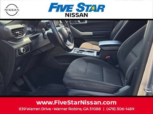 Used 2022 Ford Explorer XLT RWD image 5