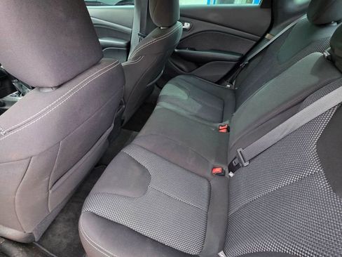 Used 2015 Dodge Dart SXT FWD image 9