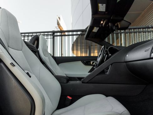 Used 2022 Jaguar F-TYPE Convertible image 30